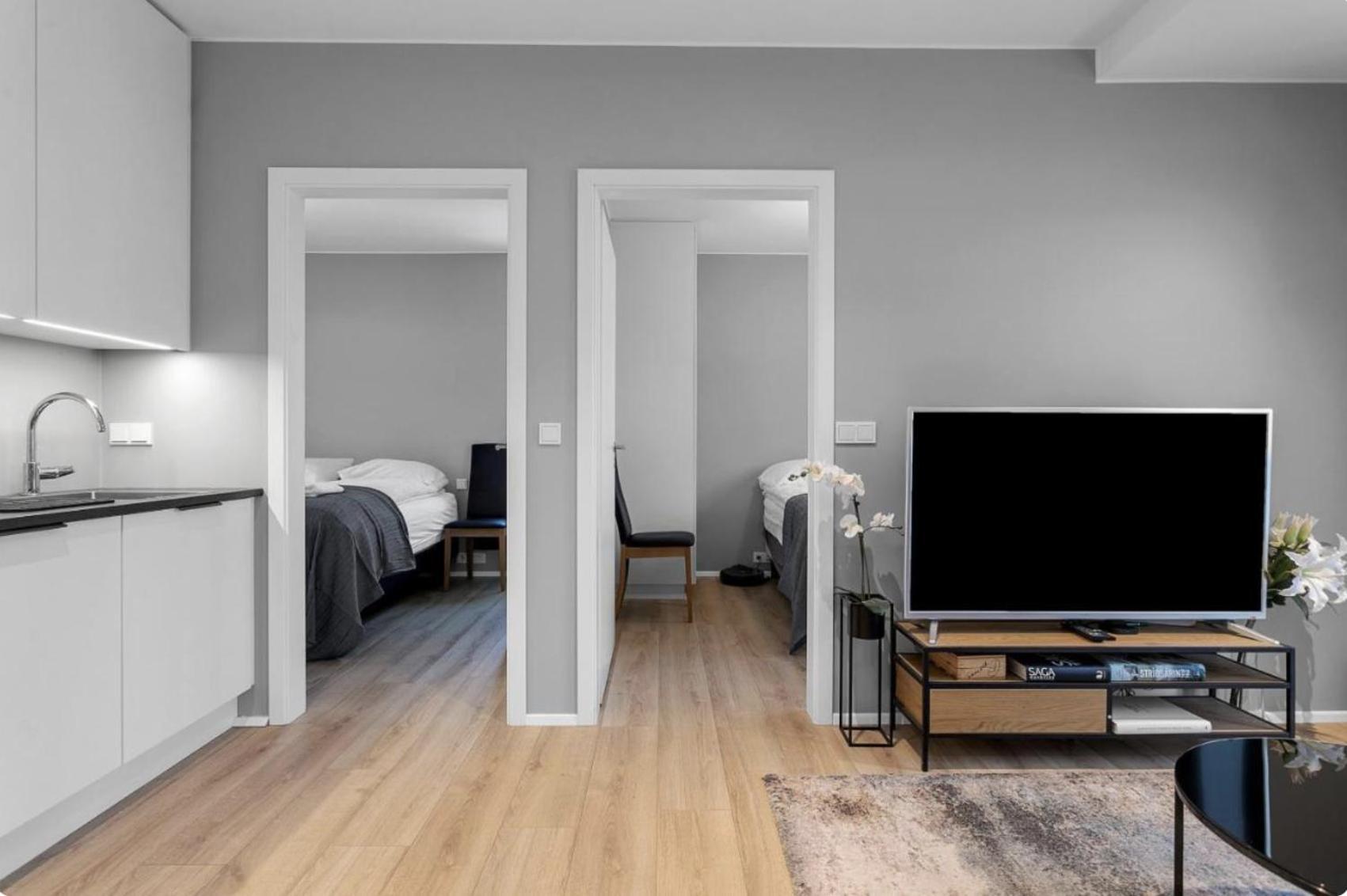 Cheerful Down Town Apartment Reykjavik Ngoại thất bức ảnh