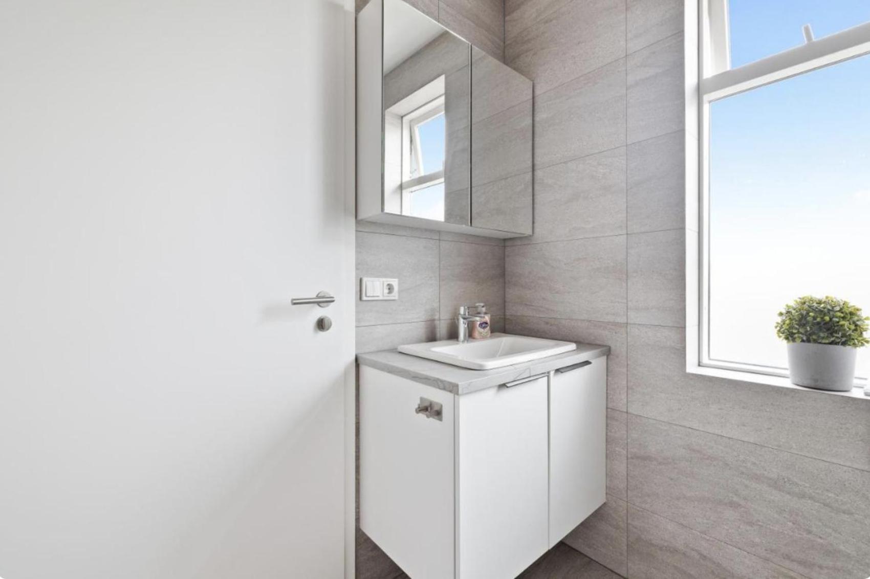 Cheerful Down Town Apartment Reykjavik Ngoại thất bức ảnh