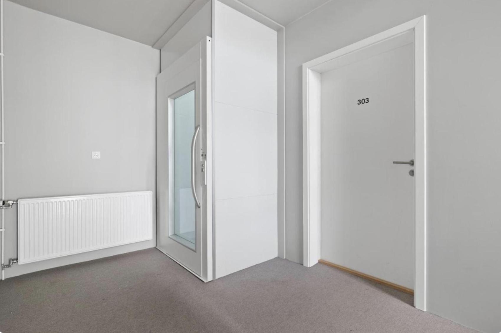 Cheerful Down Town Apartment Reykjavik Ngoại thất bức ảnh